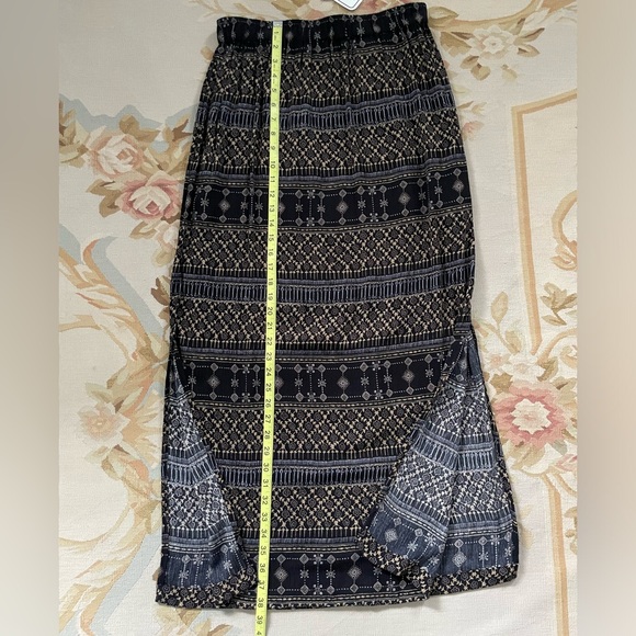 Black and wheat patterned maxi skirt by Erica large new with tags - Picture 5 of 10